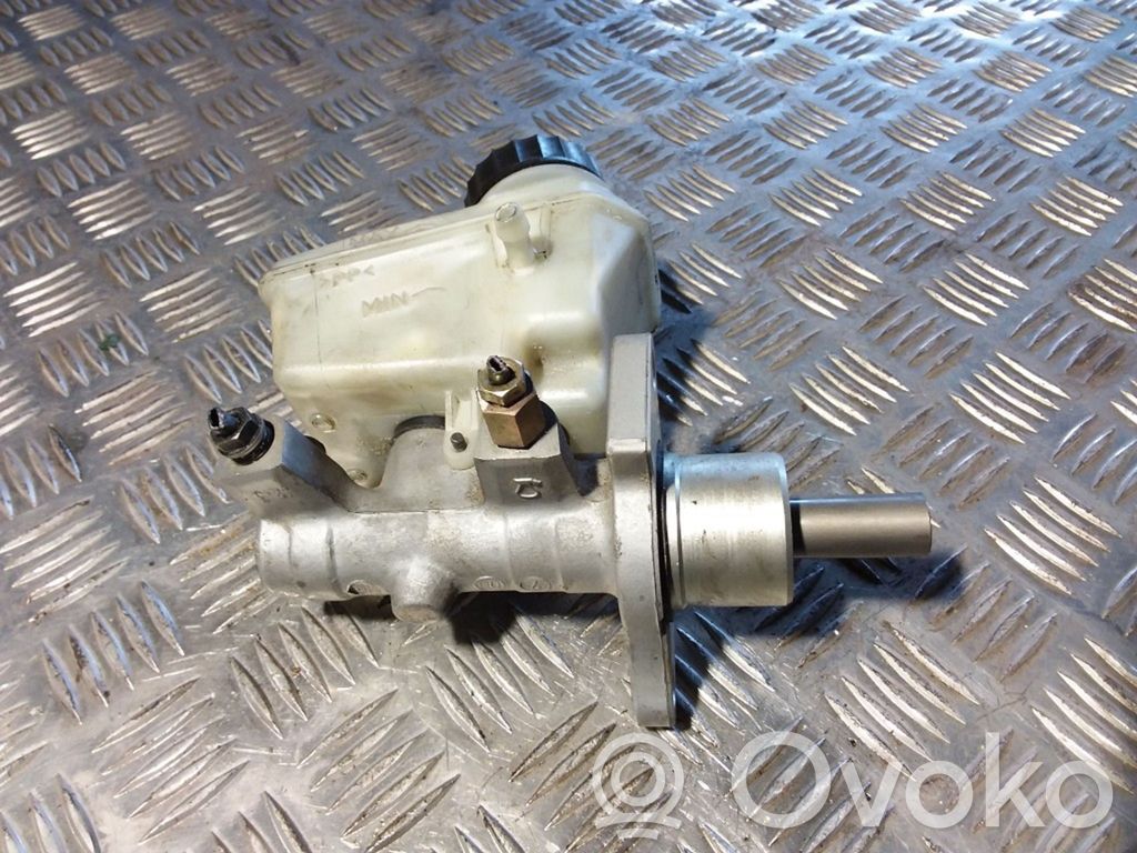 BMW 3 E46 Master brake cylinder 