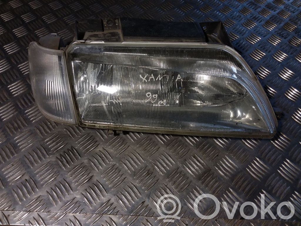 Citroen Xantia Scheinwerfer 
