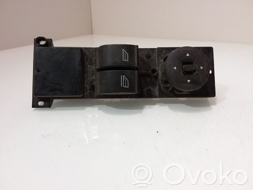 Ford Focus Electric window control switch 