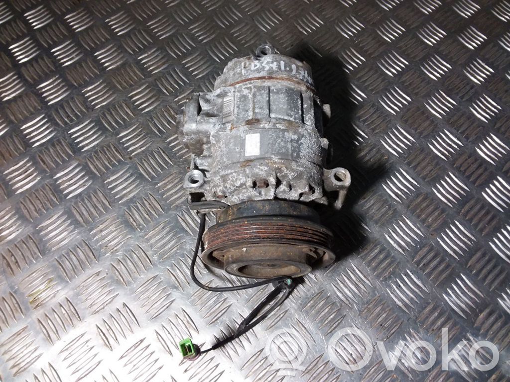 Volkswagen PASSAT B5.5 Kompresor / Sprężarka klimatyzacji A/C 