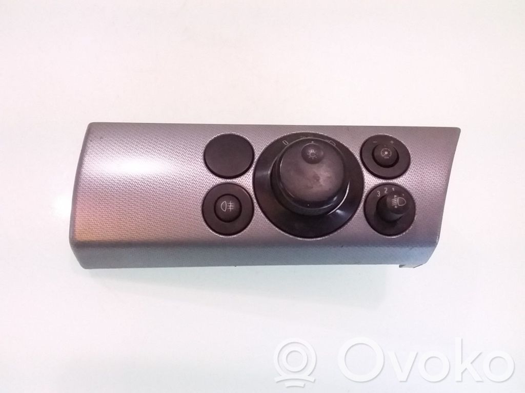 Opel Astra H Light switch 