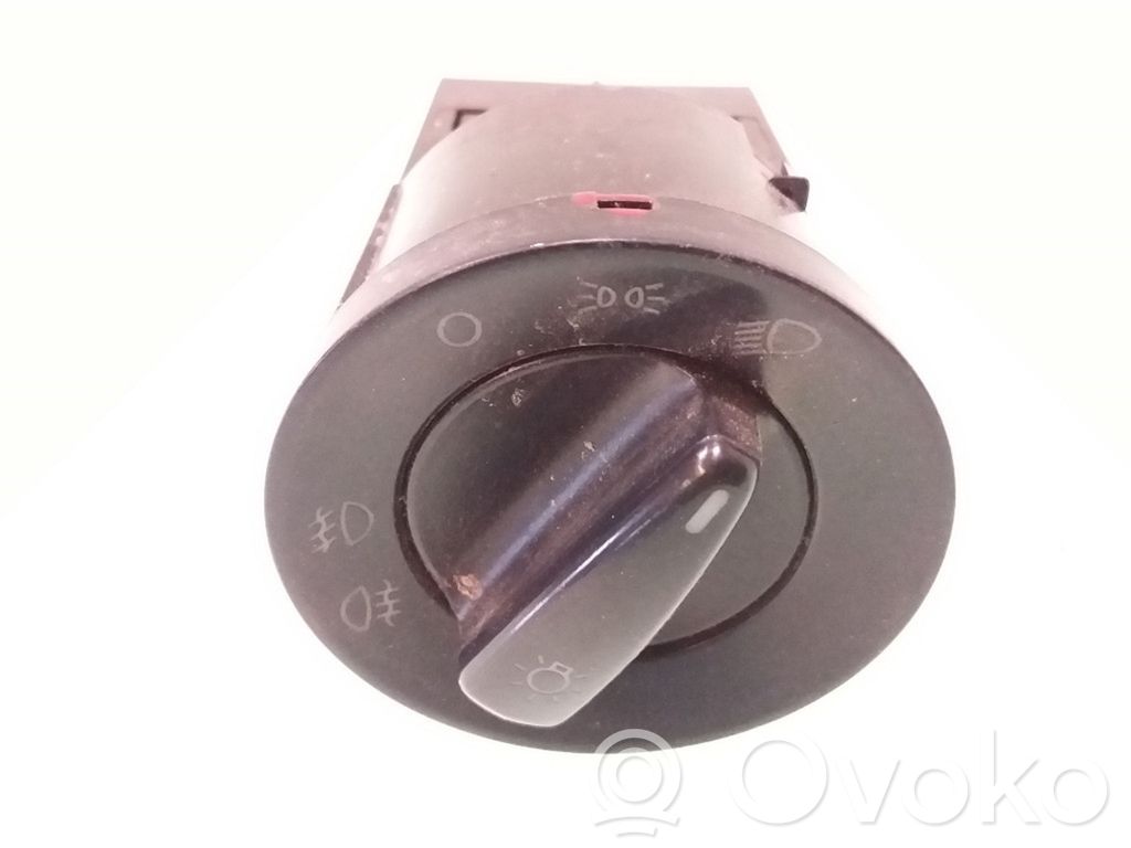 Skoda Octavia Mk2 (1Z) Light switch 
