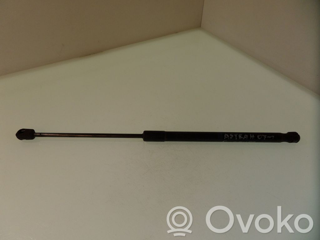 Opel Astra H Siłownik maski przedniej 