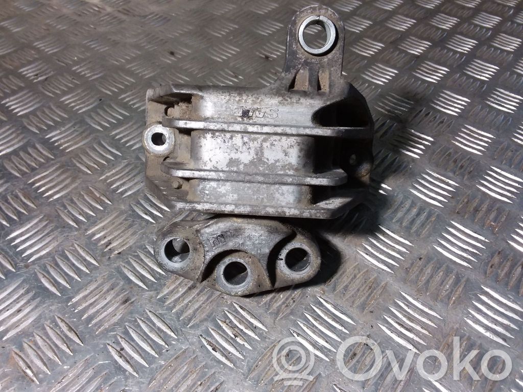Saab 9-3 Ver2 Engine mount bracket 