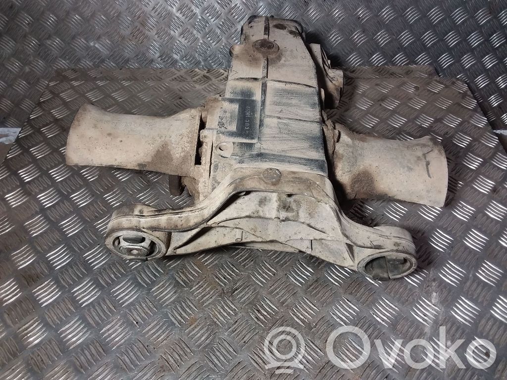 Volkswagen PASSAT B5 Rear differential 