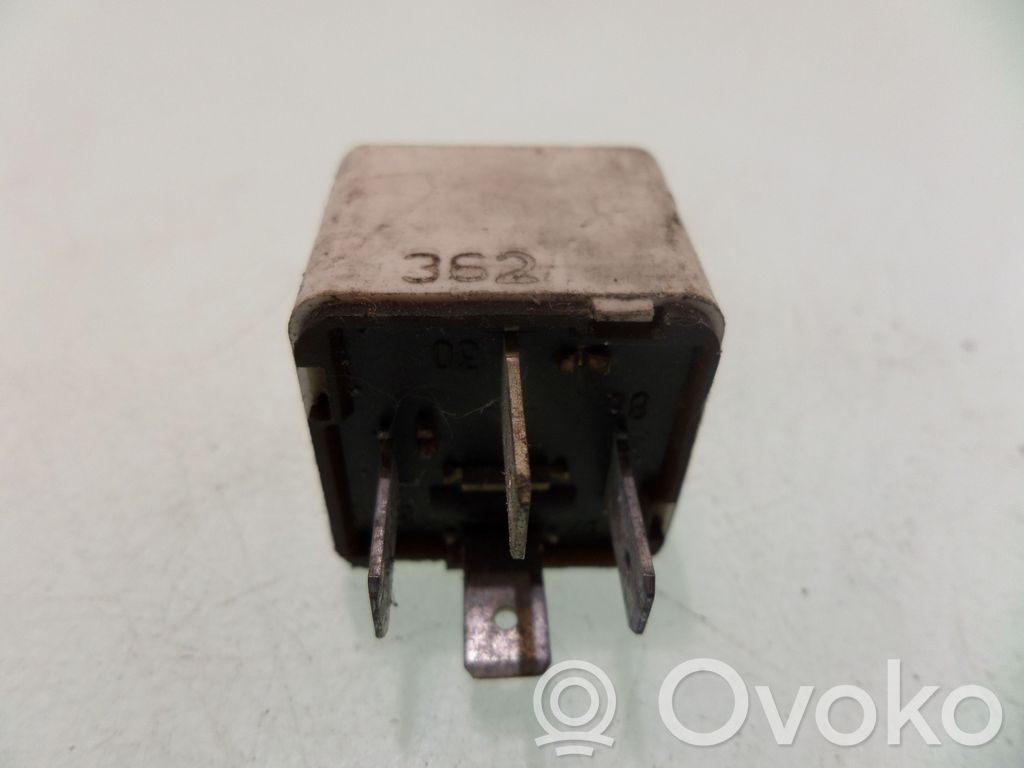 Opel Vectra C Muu rele 
