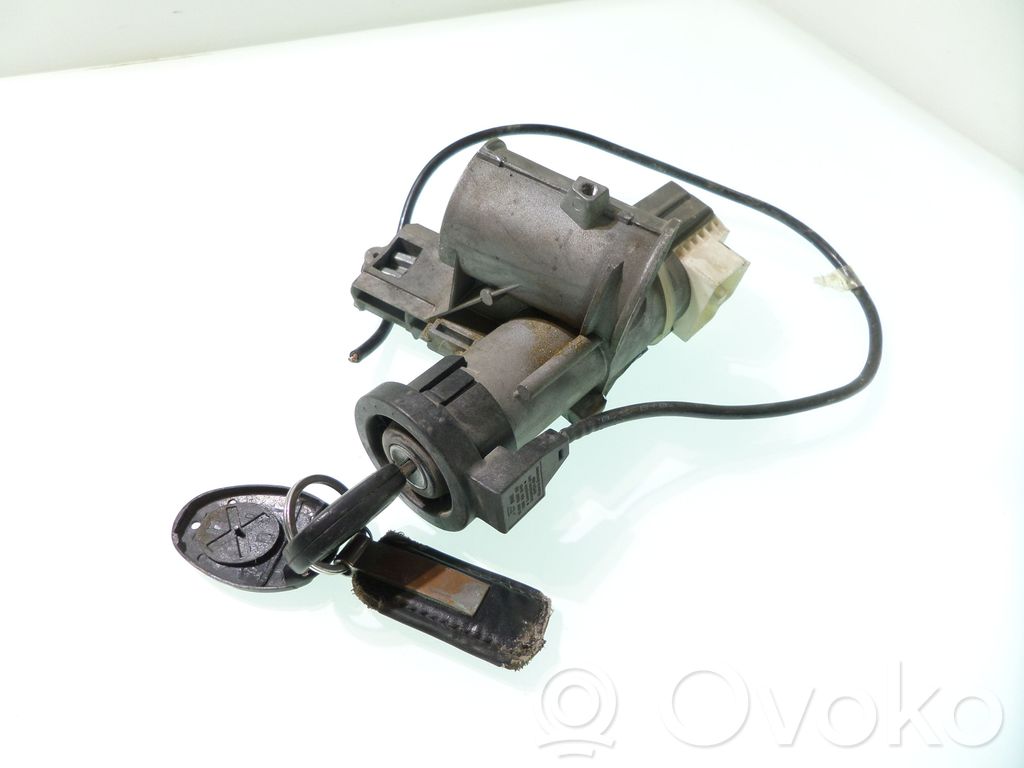 Užvedimo spynelė   311354
