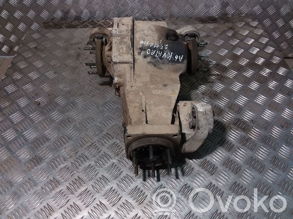 Audi A6 S6 C5 4B Galinis reduktorius 