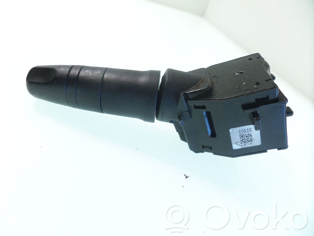 Nissan Almera Tino Lenkstockschalter Kombischalter Blinkerhebel / Lichthebel 