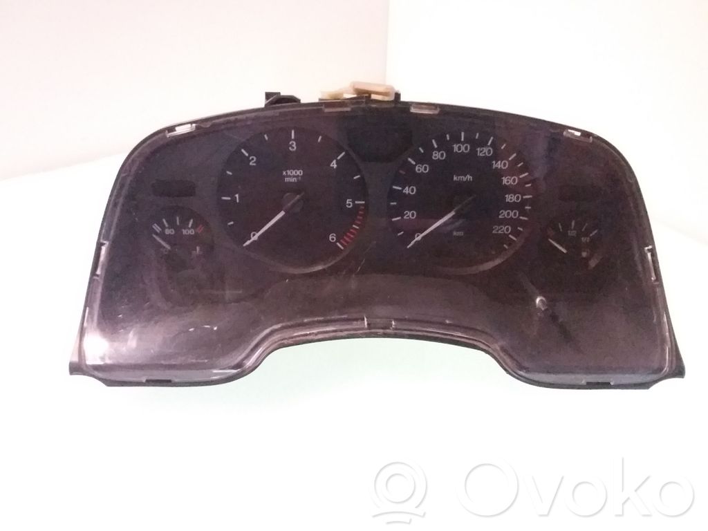 Opel Zafira A Speedometer (instrument cluster) 