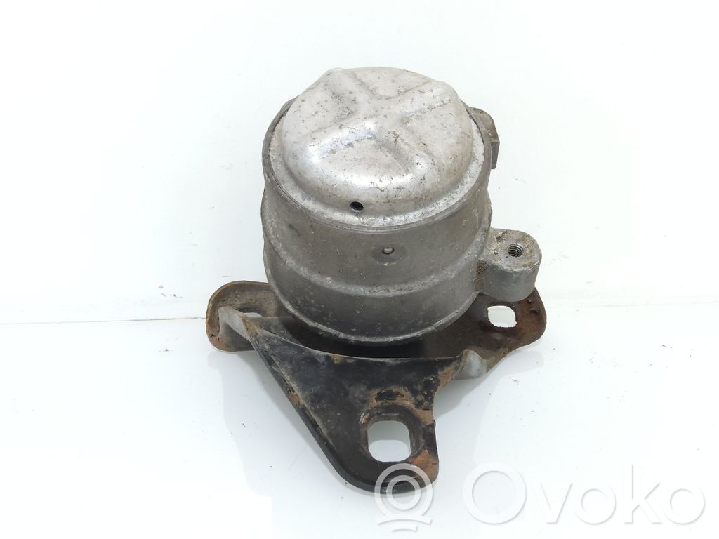 Ford Mondeo Mk III Engine mount bracket 