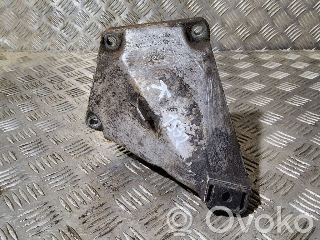 Audi A6 S6 C5 4B Engine mounting bracket 