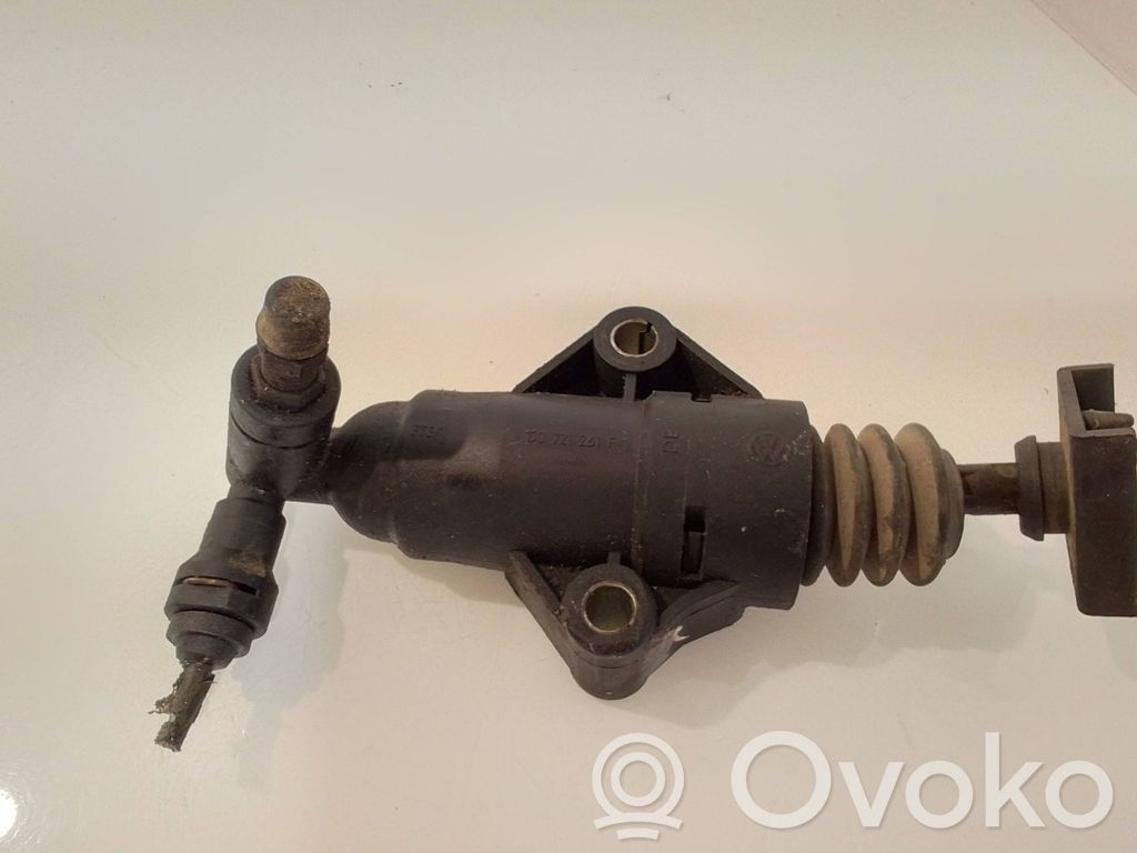Seat Leon (1M) Główny cylinder sprzęgła 