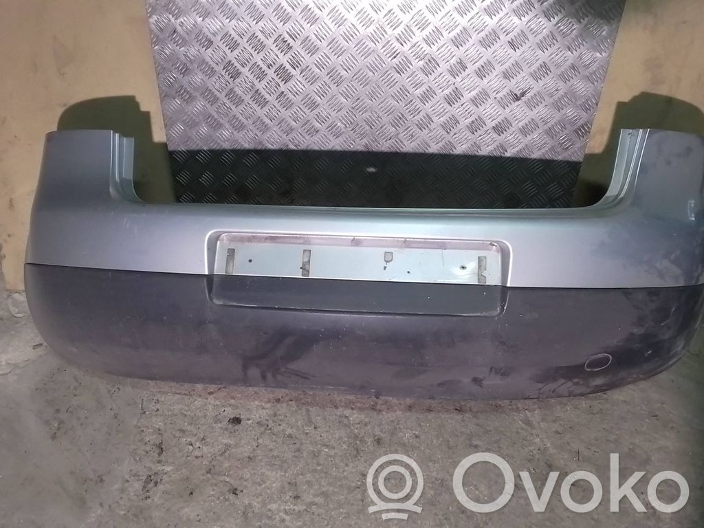 Volkswagen Golf V Бампер 
