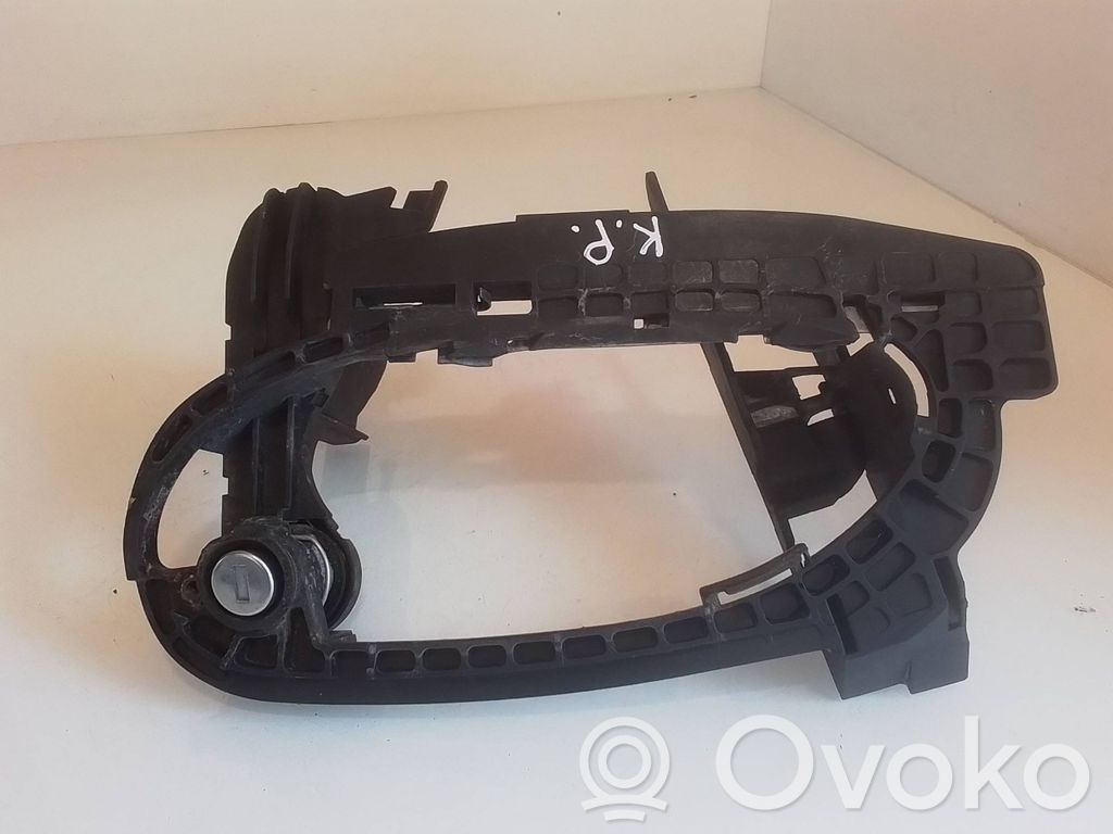 BMW 7 E65 E66 Front door exterior handle/bracket 