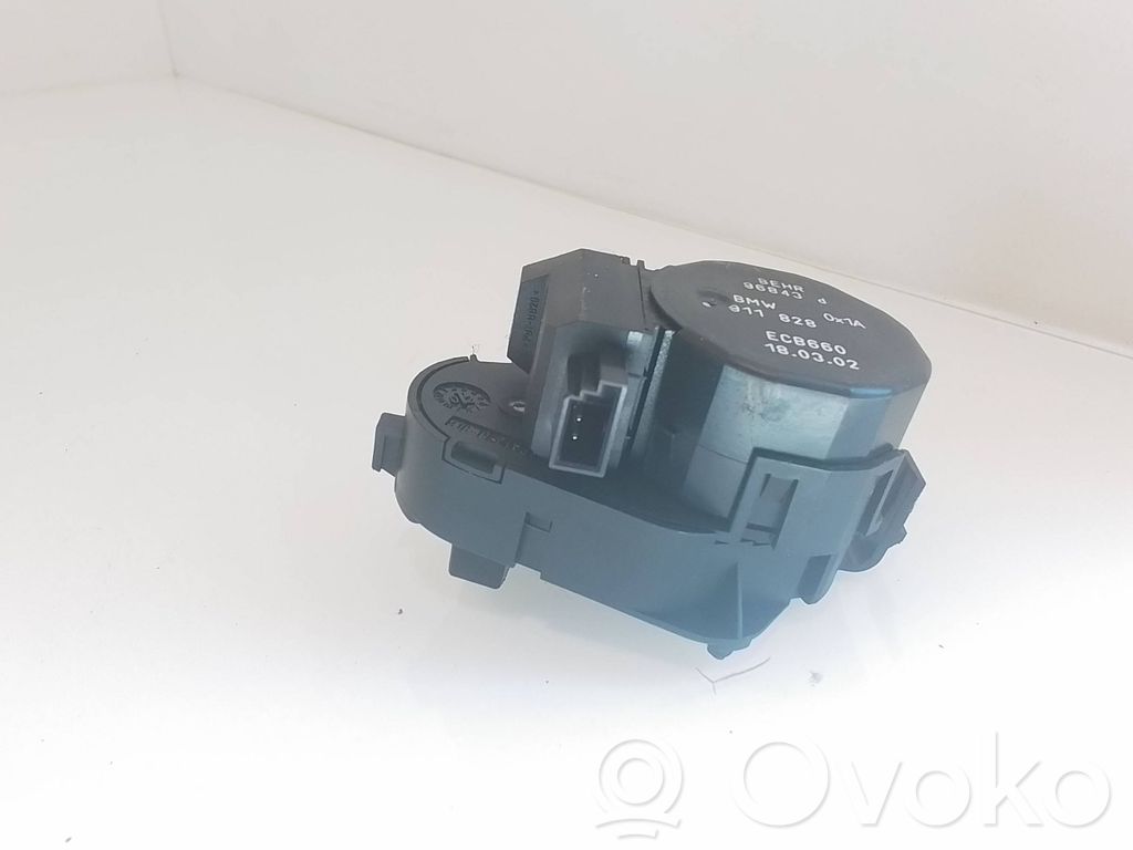 BMW 7 E65 E66 Tuloilmaventtiilin käyttömoottori 