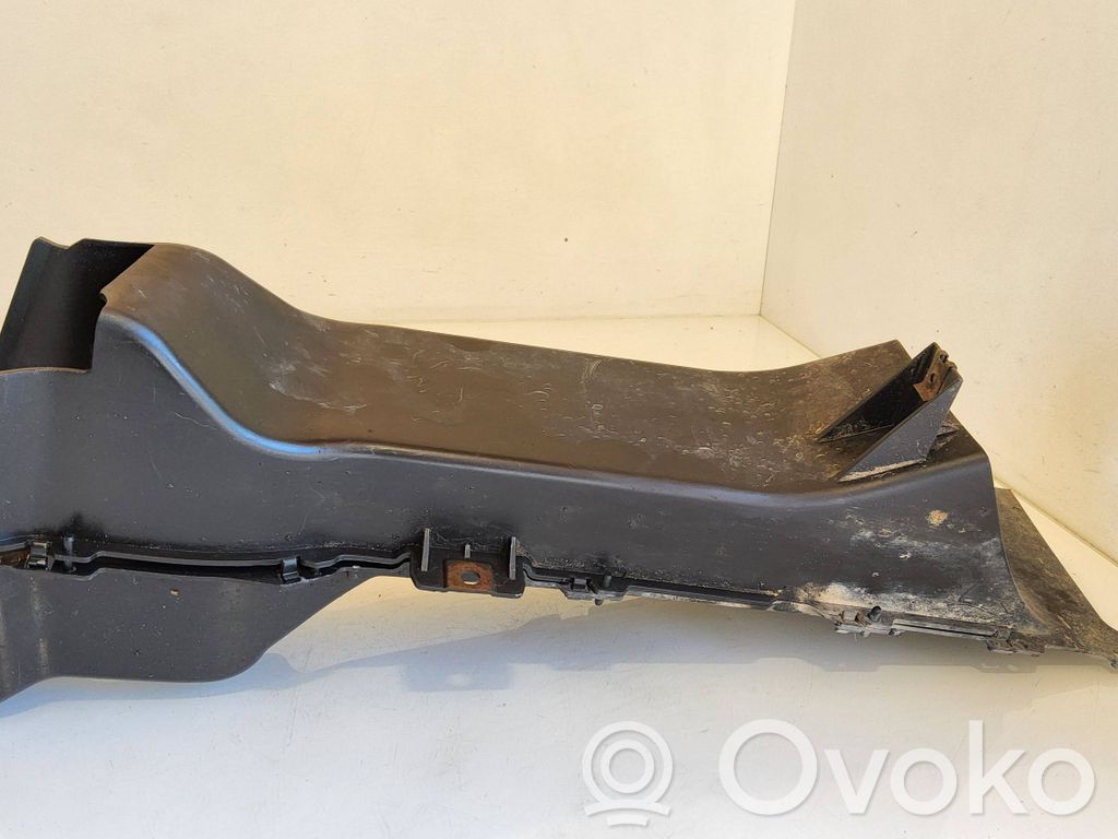 BMW 7 E65 E66 Ilmanoton kanavan osa 