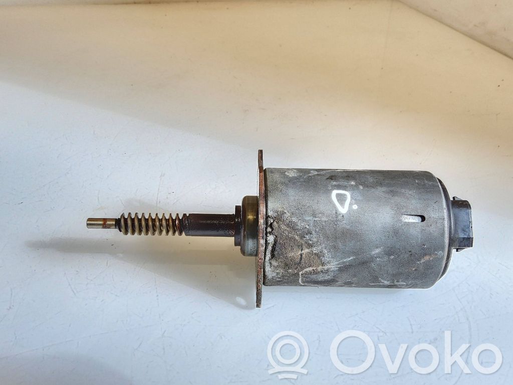 BMW 7 E65 E66 Valve oil control 