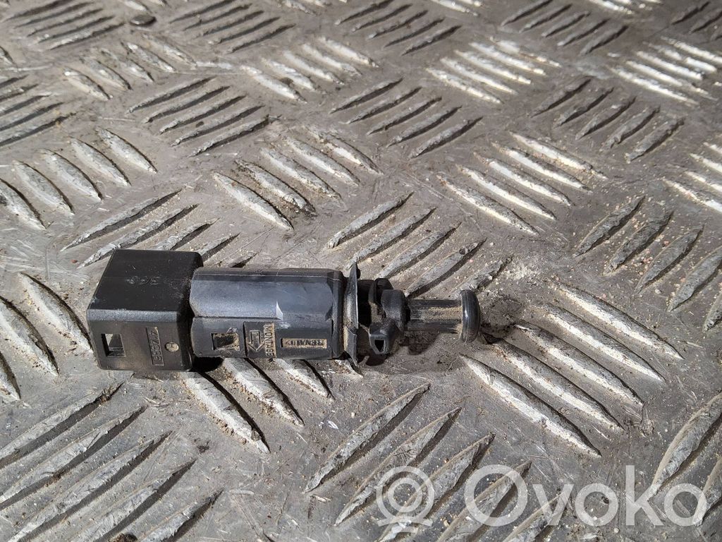 Renault Master II Brake pedal sensor switch 
