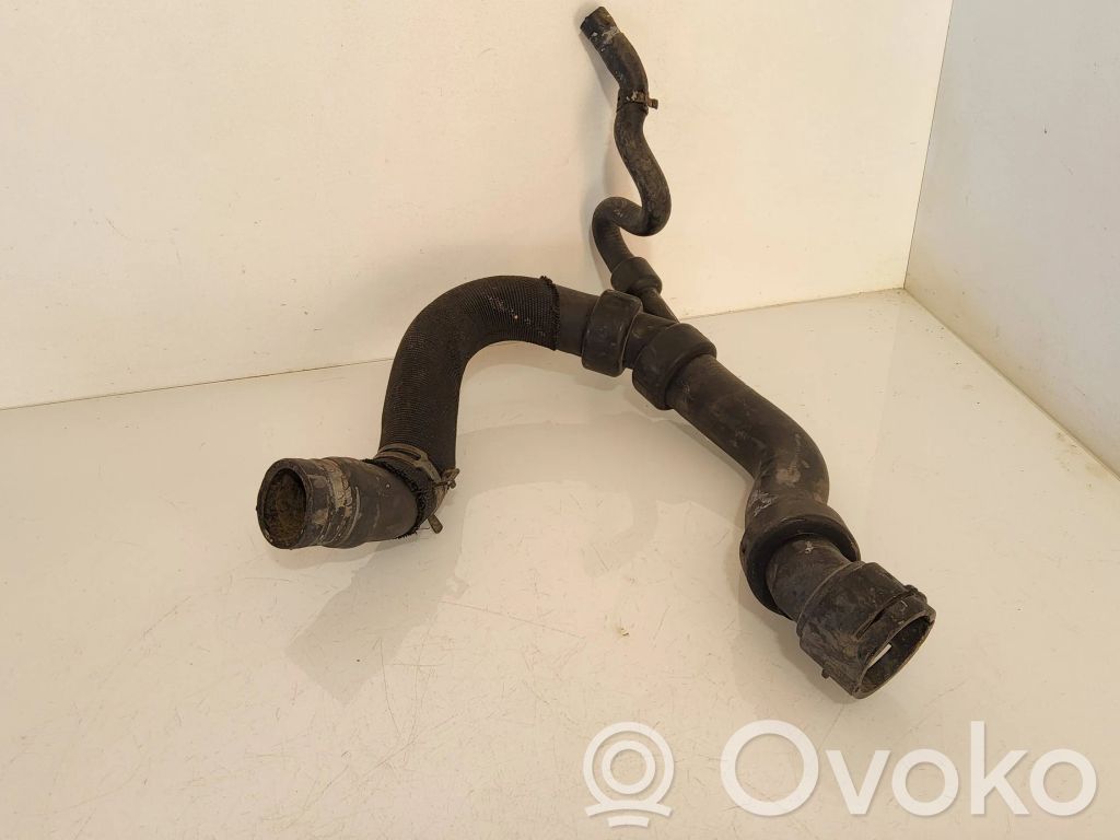 Audi A6 S6 C5 4B Engine coolant pipe/hose 