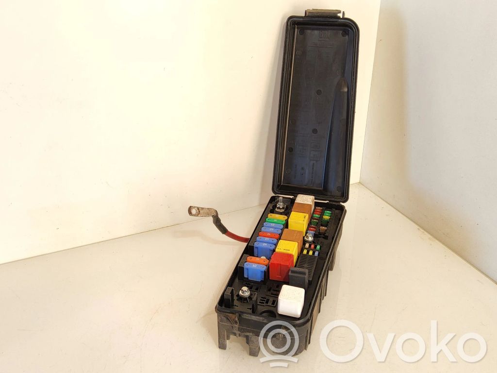 Opel Vectra C Fuse box set 