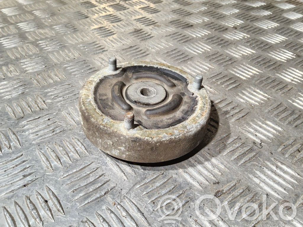 Coil spring mount   6753810,12075010,3352675381003,33526753810,33526769744,33526779611,6769744,6779611