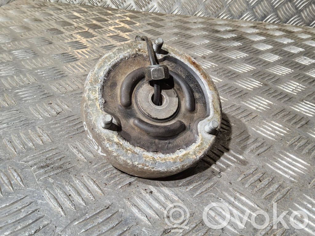 BMW 7 E65 E66 Coil spring mount 