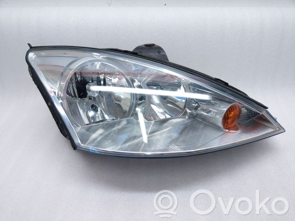 Ford Focus Headlight/headlamp 