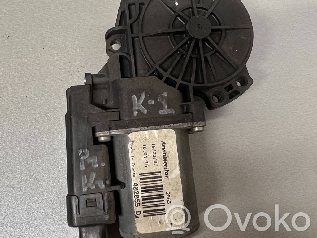 Front door window regulator motor   402055D,402055D,19402407