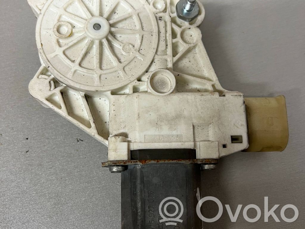 BMW 3 E90 E91 Front door window regulator with motor 