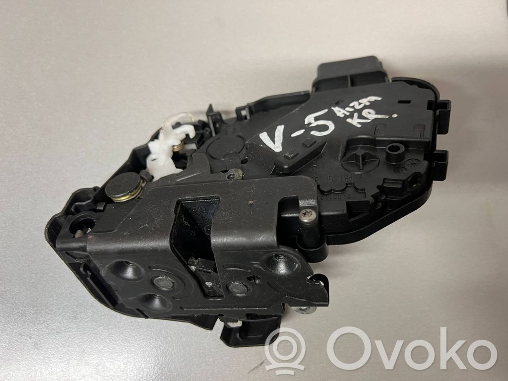 Volvo V70 Air filter box 