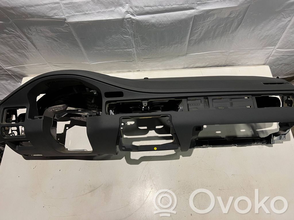 Volvo V70 Panelė 