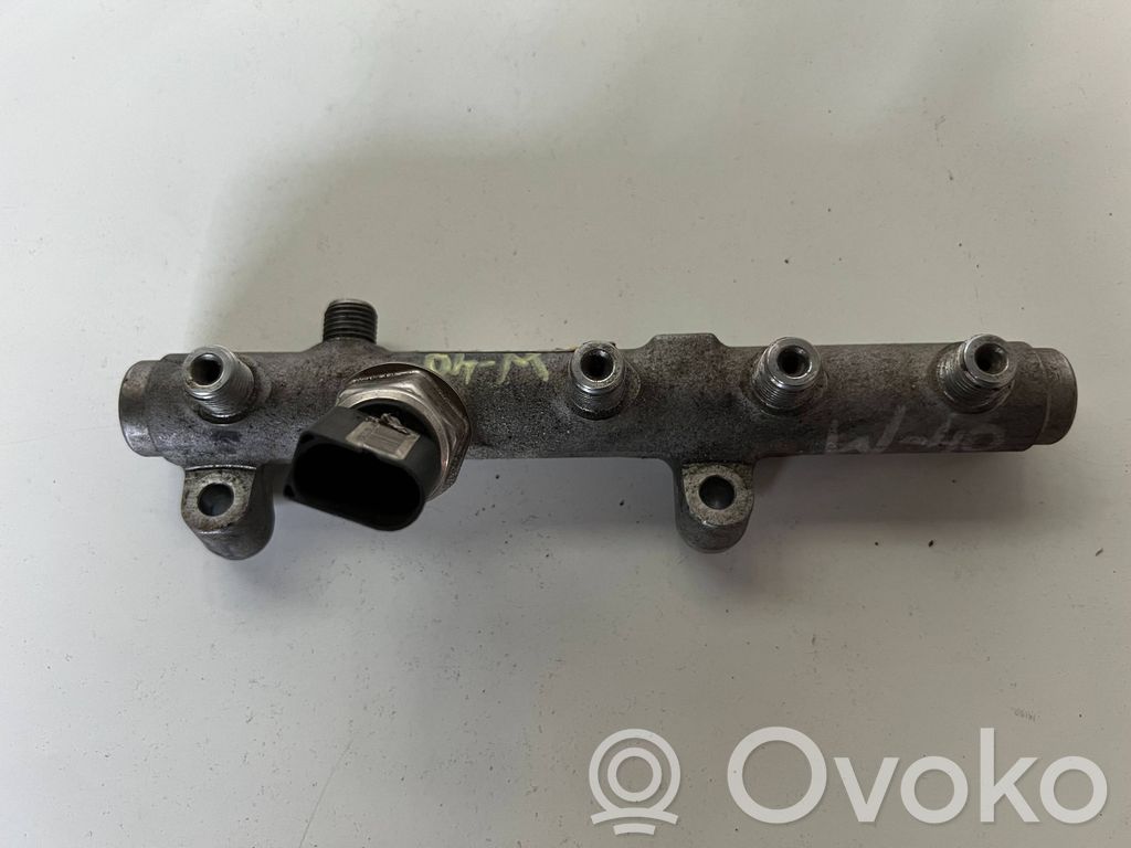 Volkswagen Touareg II Fuel main line pipe 