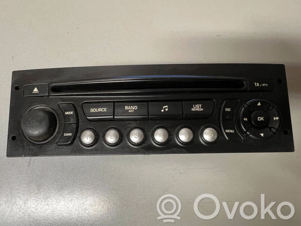 Peugeot Partner Radio/CD/DVD/GPS head unit 