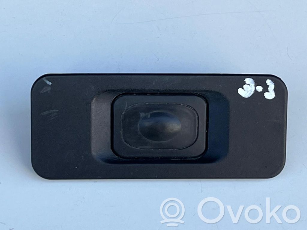 Jaguar XE Tailgate/trunk/boot exterior handle 