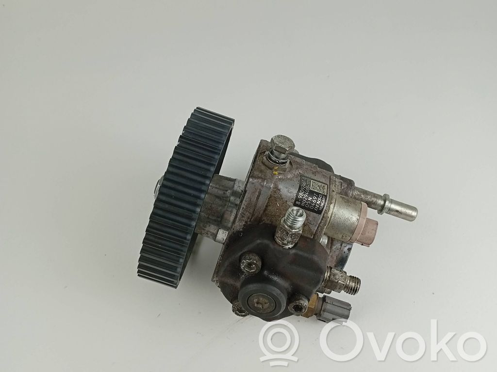 Opel Astra J Fuel injection high pressure pump 
