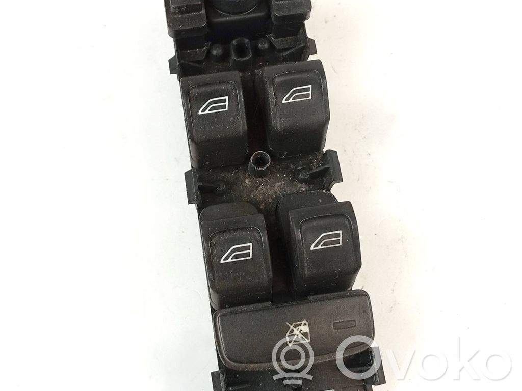 Volvo V70 Electric window control switch 