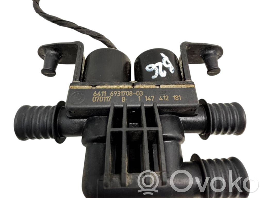 BMW 5 E60 E61 Coolant heater control valve 