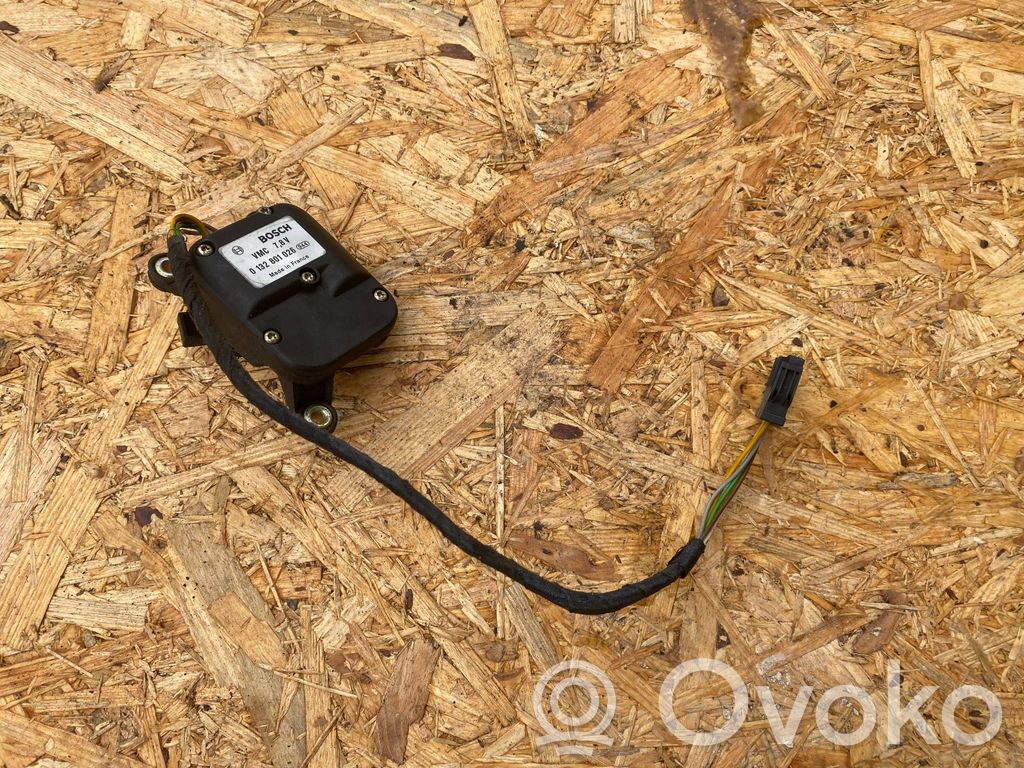 Audi A4 S4 B5 8D Motor/actuator clapetă aer 