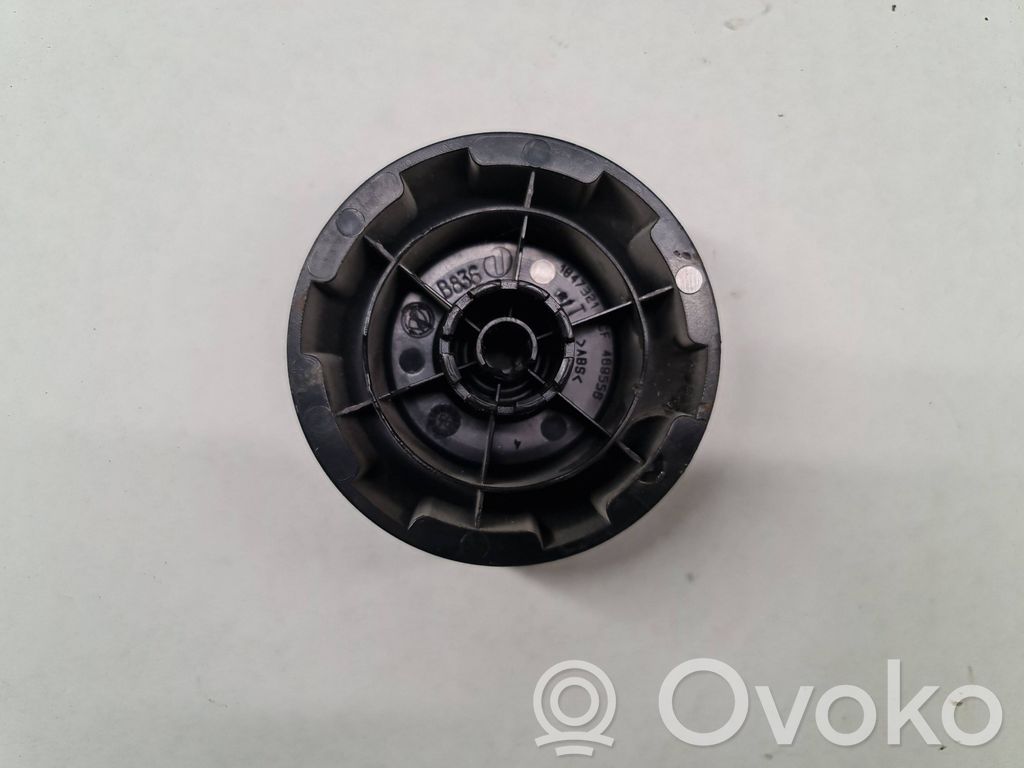 Fiat Grande Punto Front door seat control surround trim 