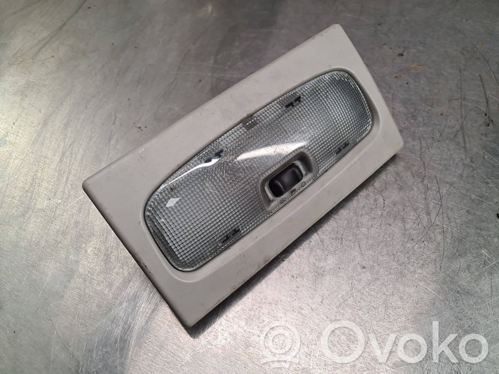 Ford Focus Etuistuimen valo 