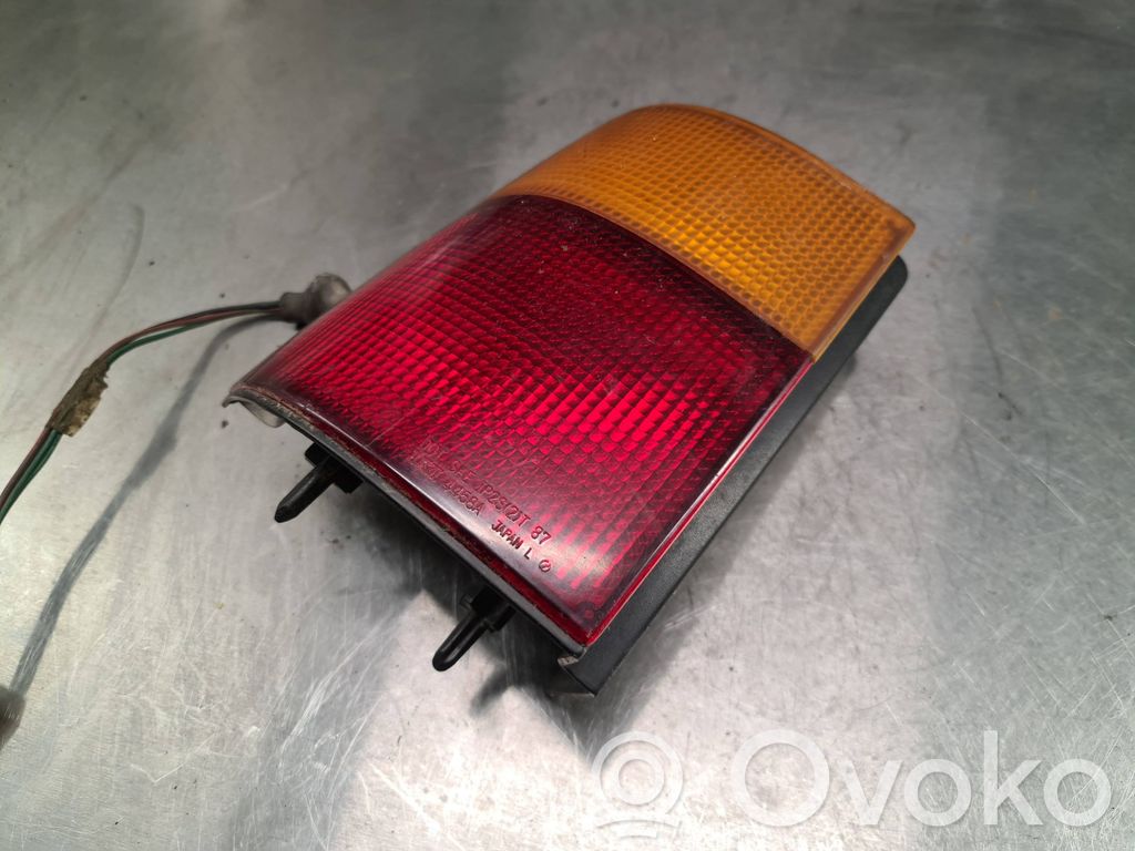 Mazda 323 F Rear/tail lights 