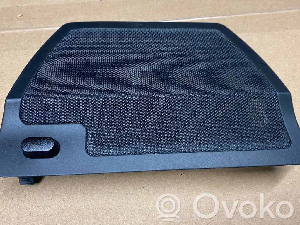 BMW 7 E65 E66 Centrinio garsiakalbio apdaila 