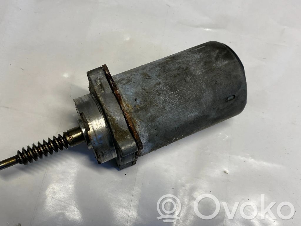 BMW 7 E65 E66 Válvula de control del aceite 