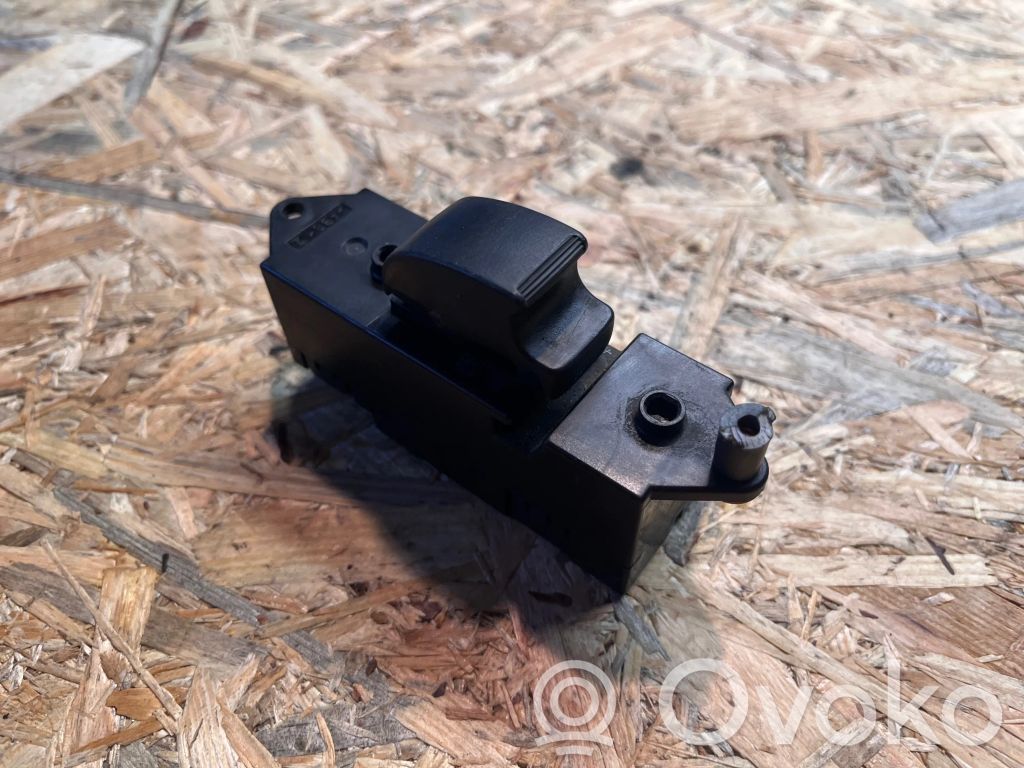 Mitsubishi Lancer Electric window control switch 