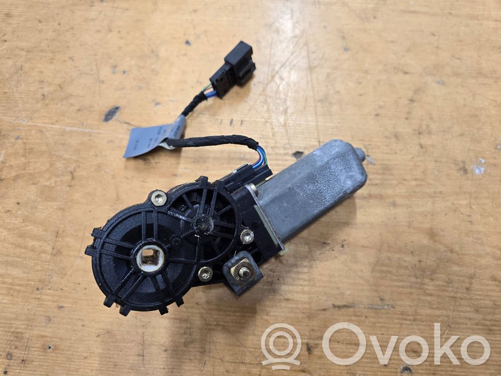 BMW 7 E65 E66 Istuimen säätömoottori 