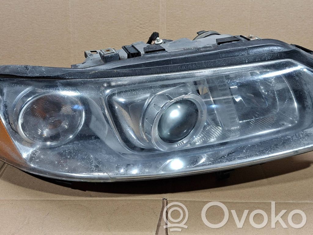 Volvo V70 Phare frontale 