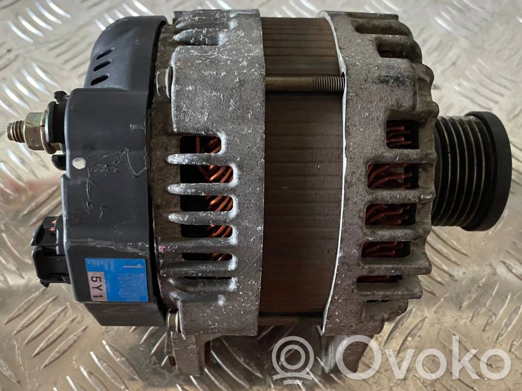 Nissan Qashqai Generatore/alternatore 