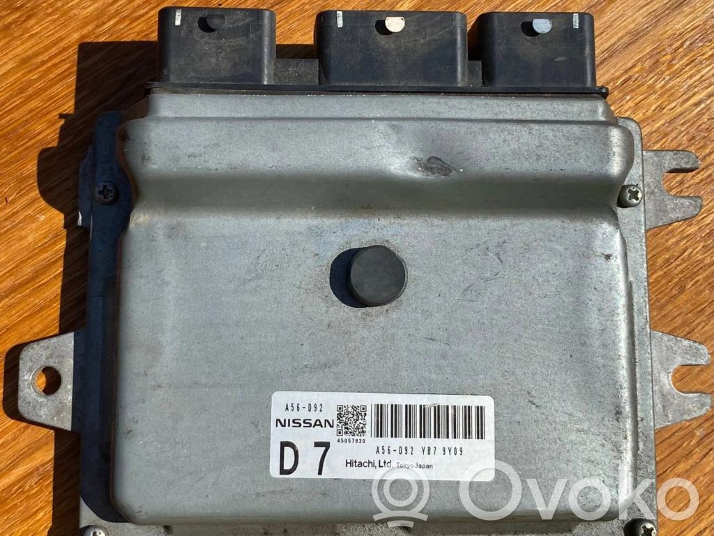 Nissan Qashqai+2 Engine control unit/module ECU 