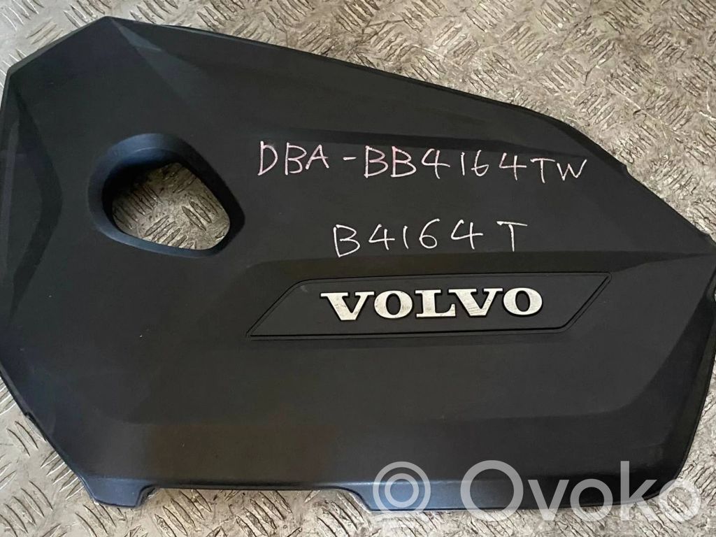 Volvo V60 Dzinēja pārsegs (dekoratīva apdare) 